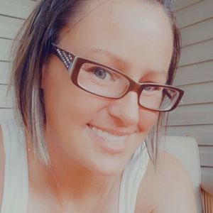 Meet your Posher, Traci